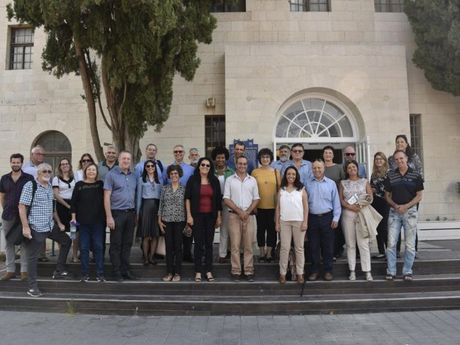 אילנה נולמן, מנהלת המינהל לחינוך התיישבותי וחברי ההנהלה בביקור בכפר הנוער כדורי